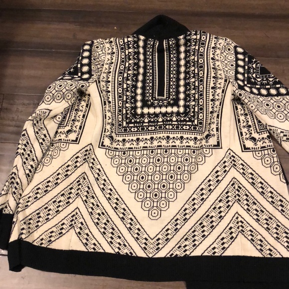 Black and White cardigan from Urban Outfitters - Picture 4 of 4
